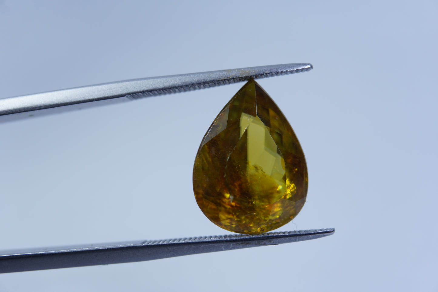 7.90ct Sphene 15x12mm
