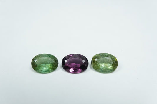 2.74ct Tourmalines mix 7.5x5.5mm