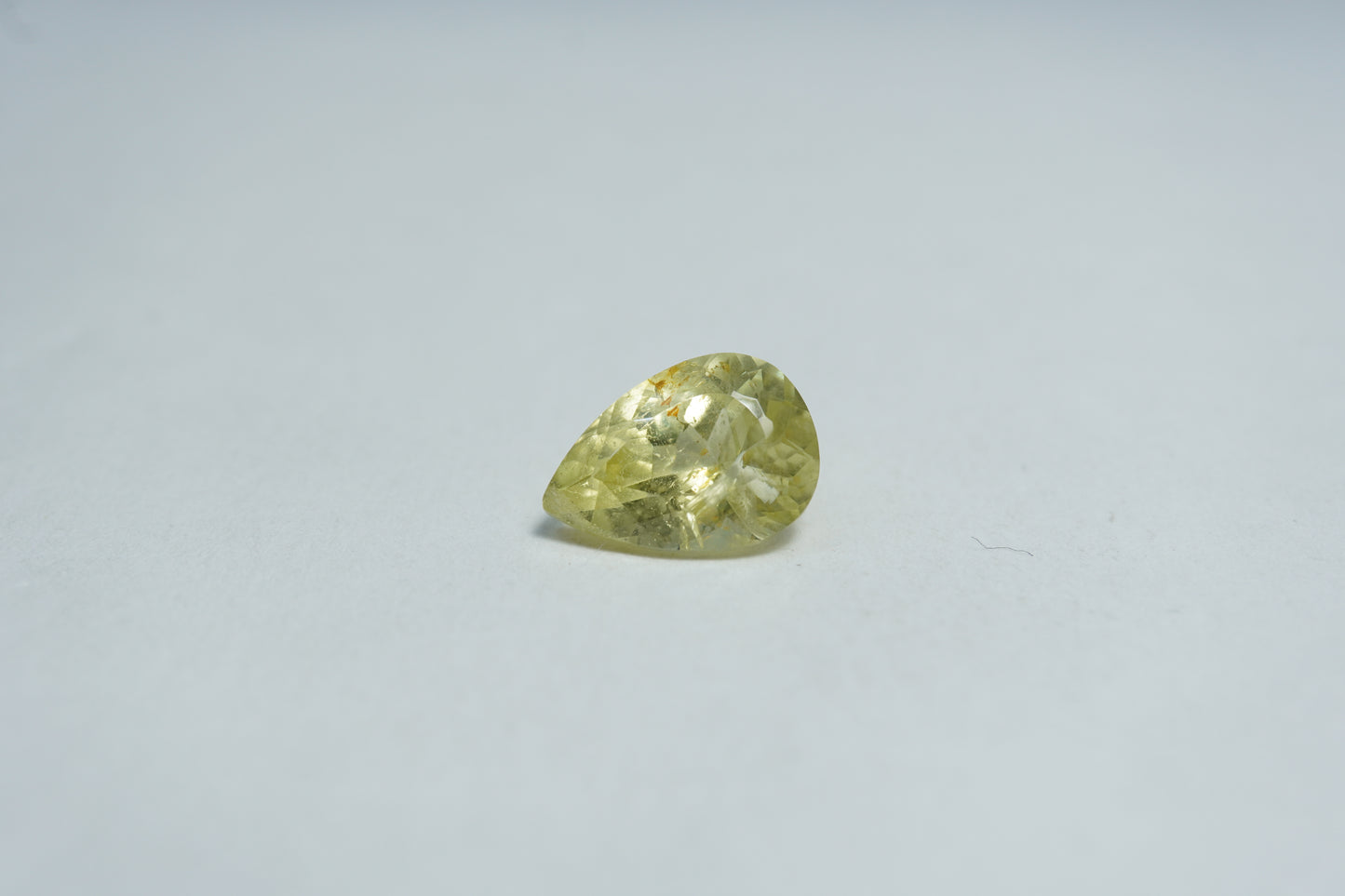2.20ct Chrysolite 10x7mm