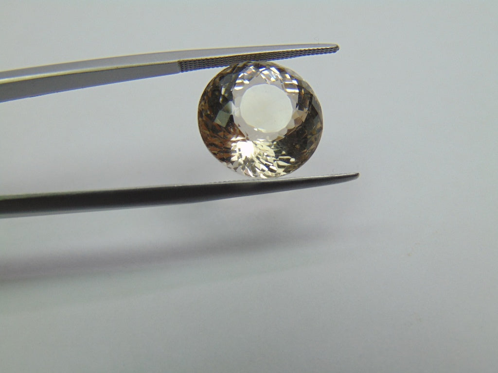 13.50ct Topaz 14mm