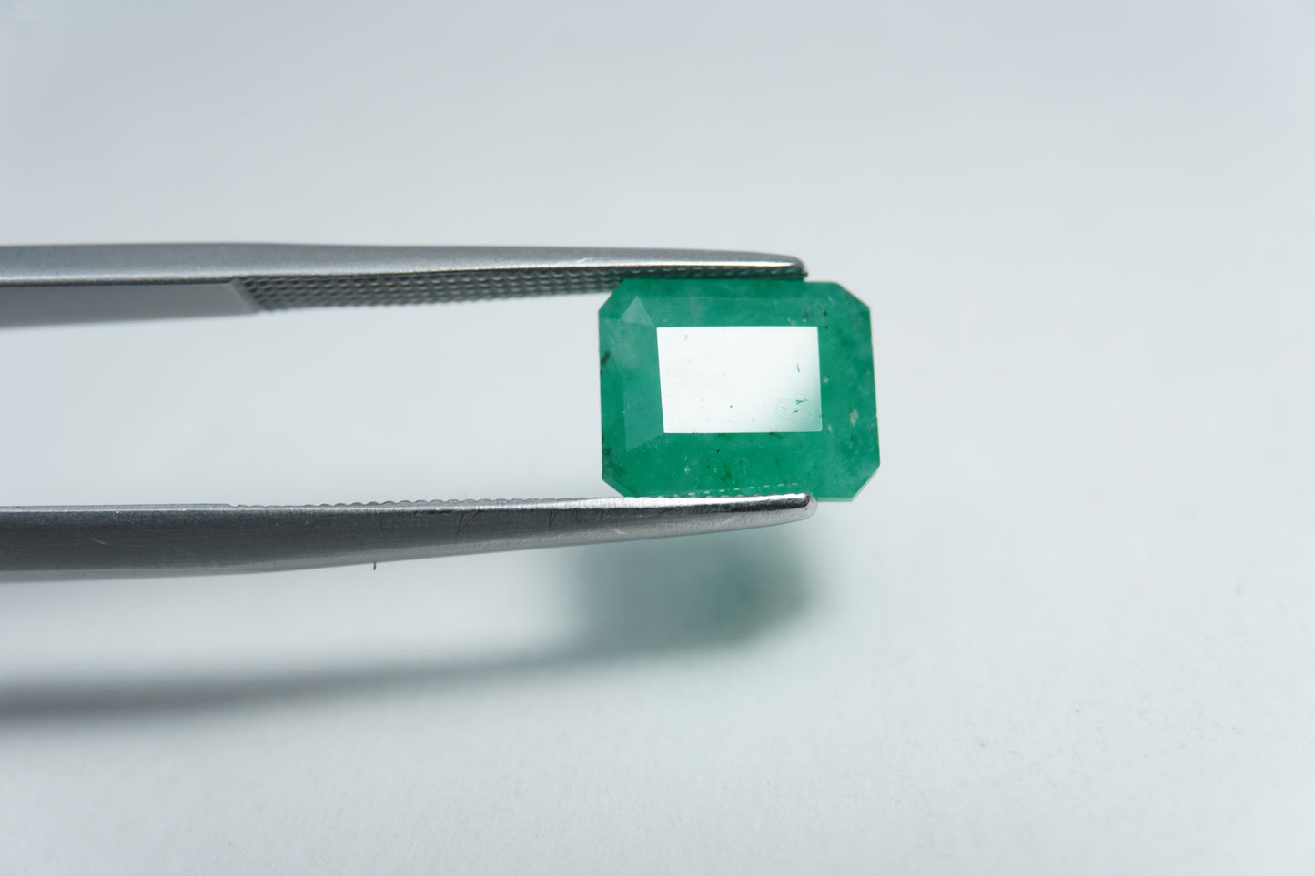 3.05ct Emerald 9x8mm