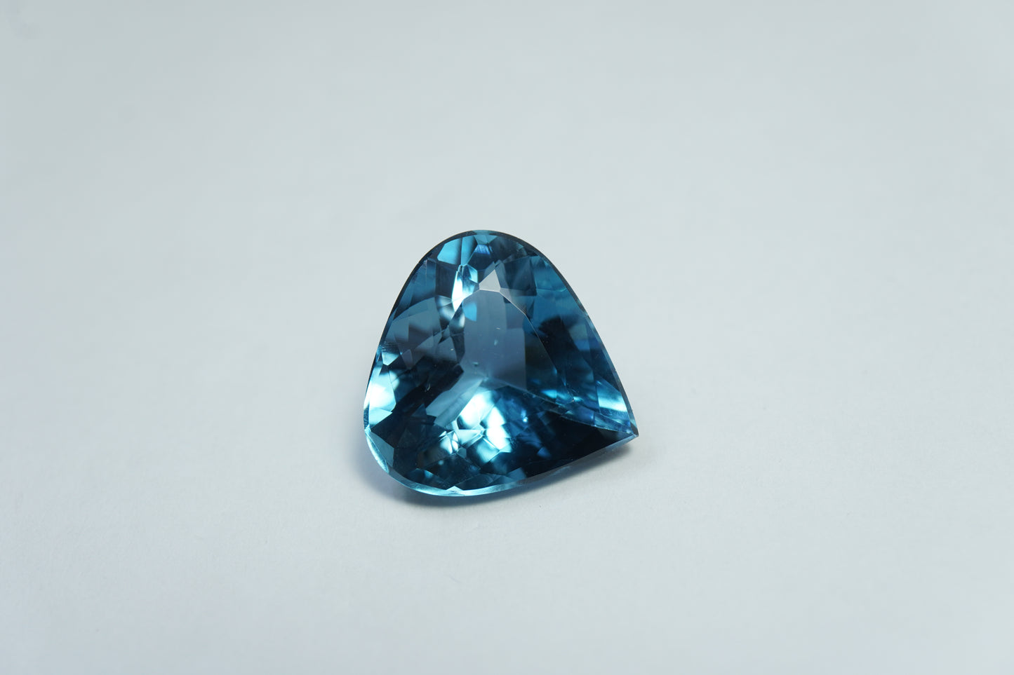 7.40ct Topaz 12mm