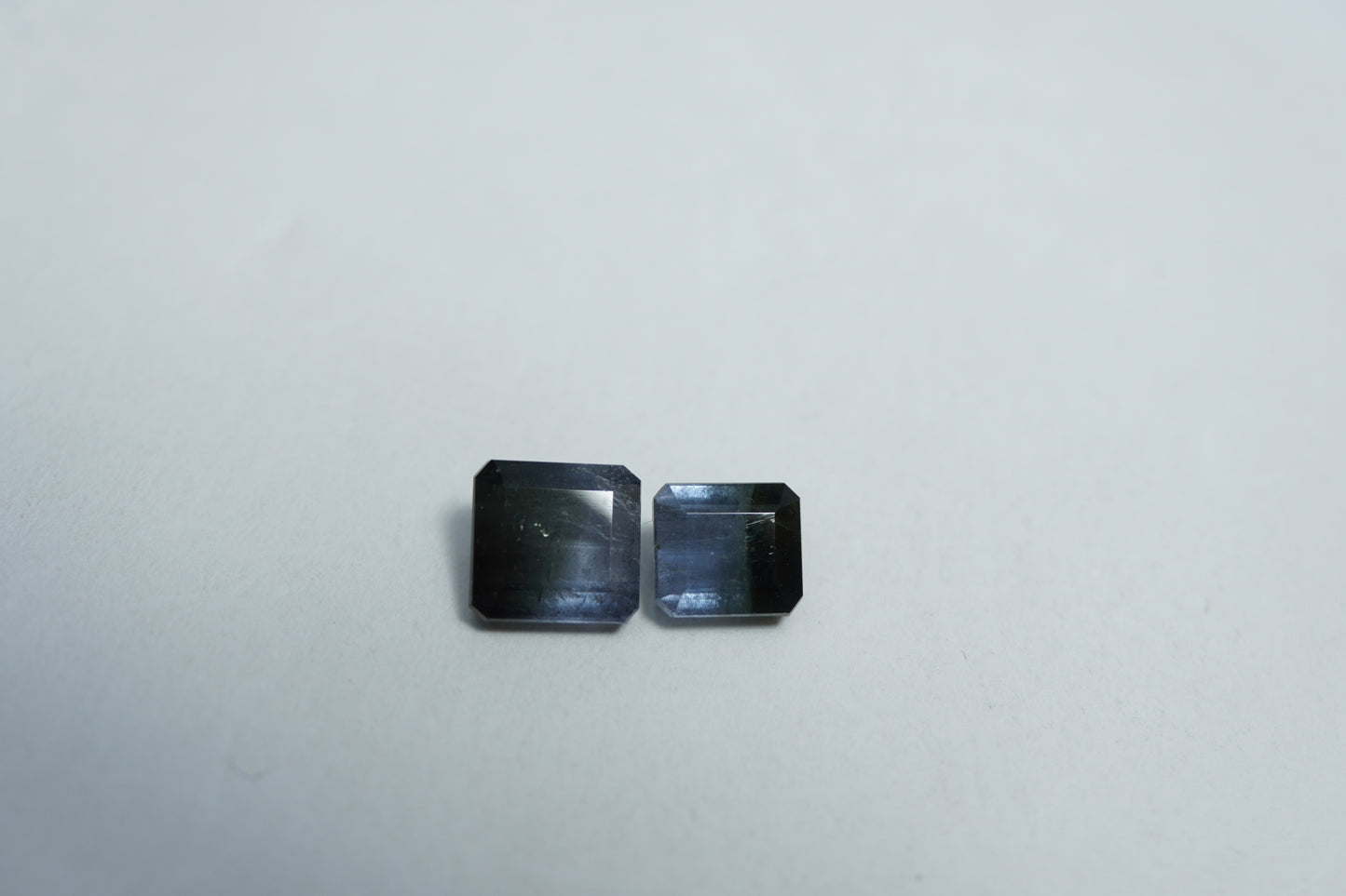 2.65ct Tourmaline bicolor 6x5mm / 6mm