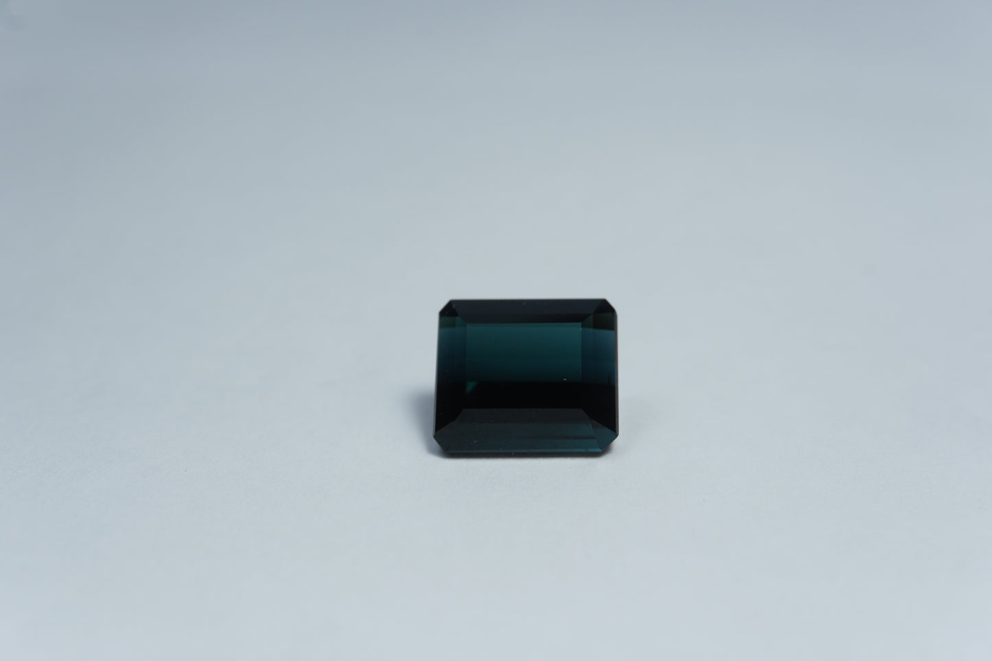 4.55ct Tourmaline blue 10x8.5mm
