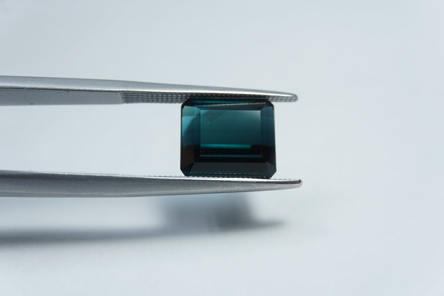 4.55ct Tourmaline blue 10x8.5mm