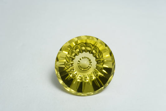 32.60ct Green gold 22mm