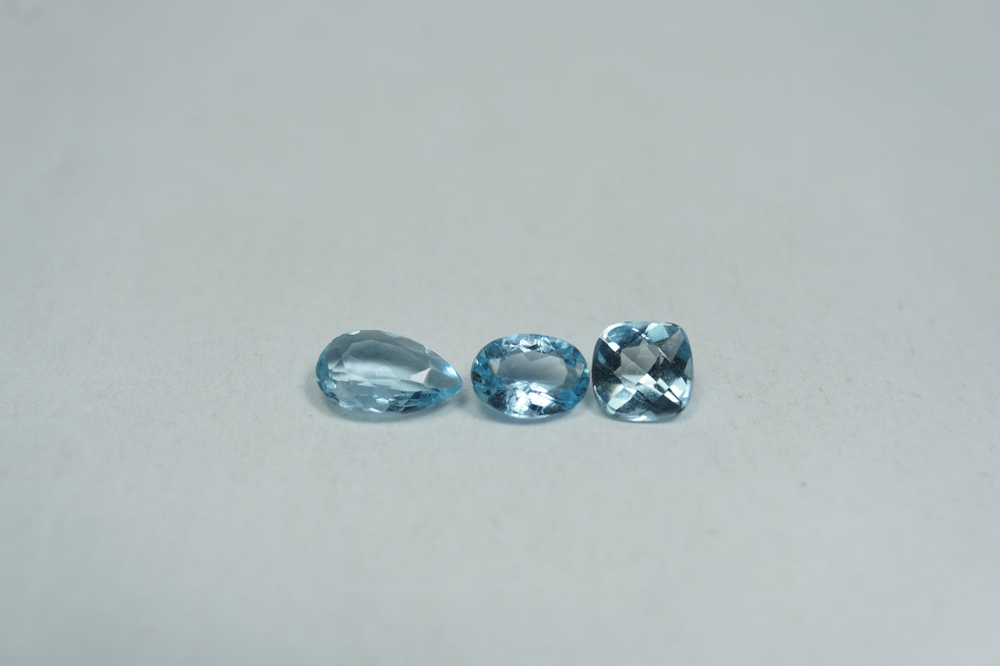 0.90ct Aquamarines 6x4mm / 3x3.5mm / 4mm