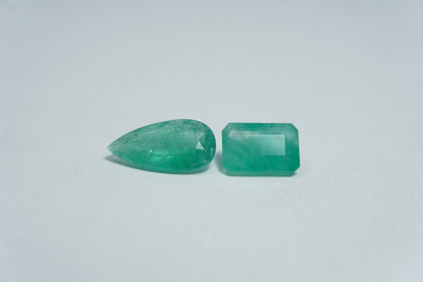2.20ct Emerald 11x5mm / 8x5mm