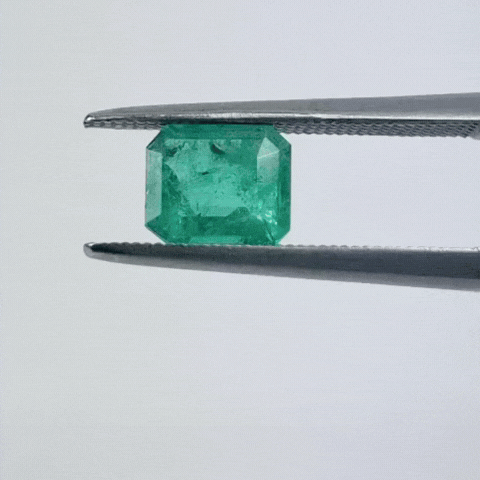 0.98ct Emerald 7x5mm