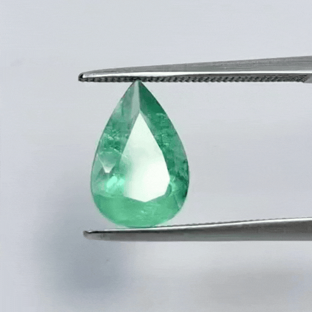 2.85ct Emerald 12x8mm