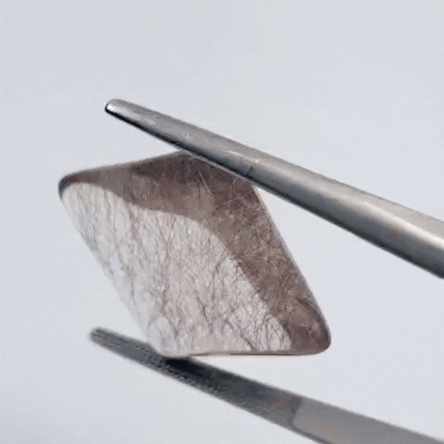 19.80ct Quartz With Inclusion 18mm