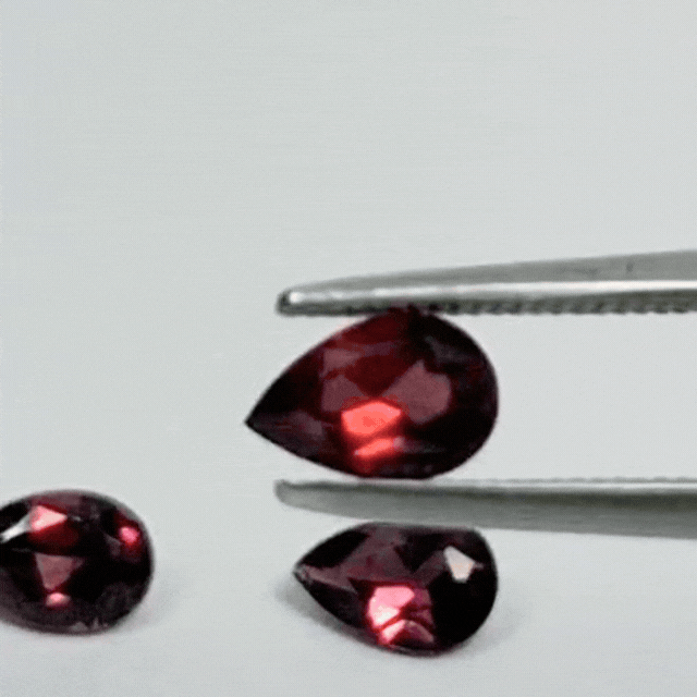 1.60ct Rhodolite 6x4mm