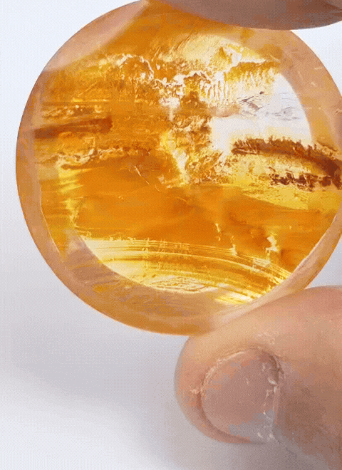 70.40ct Quartz Hematoid 33mm