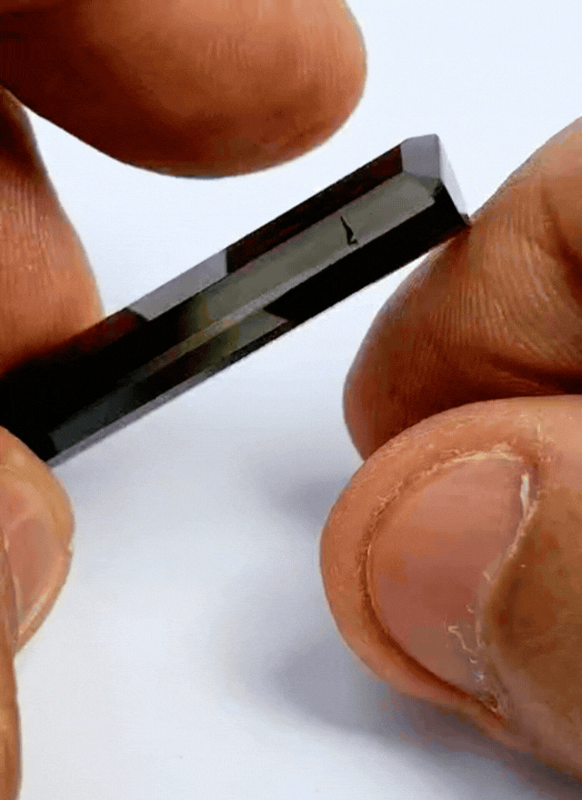 13.75ct Tourmaline Bicolor 30x7mm