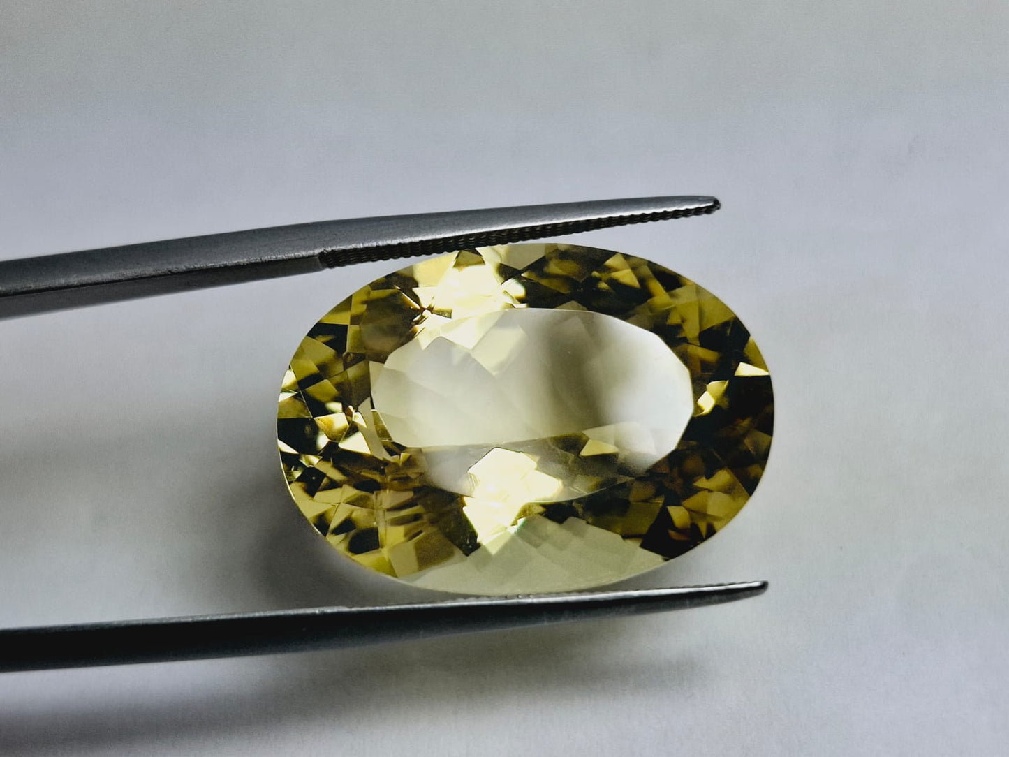 20.90ct Green Gold 22x16mm