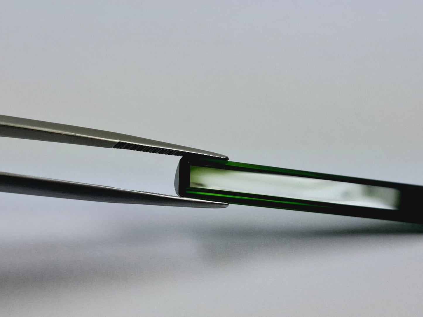 15.40ct Tourmaline 51x7mm