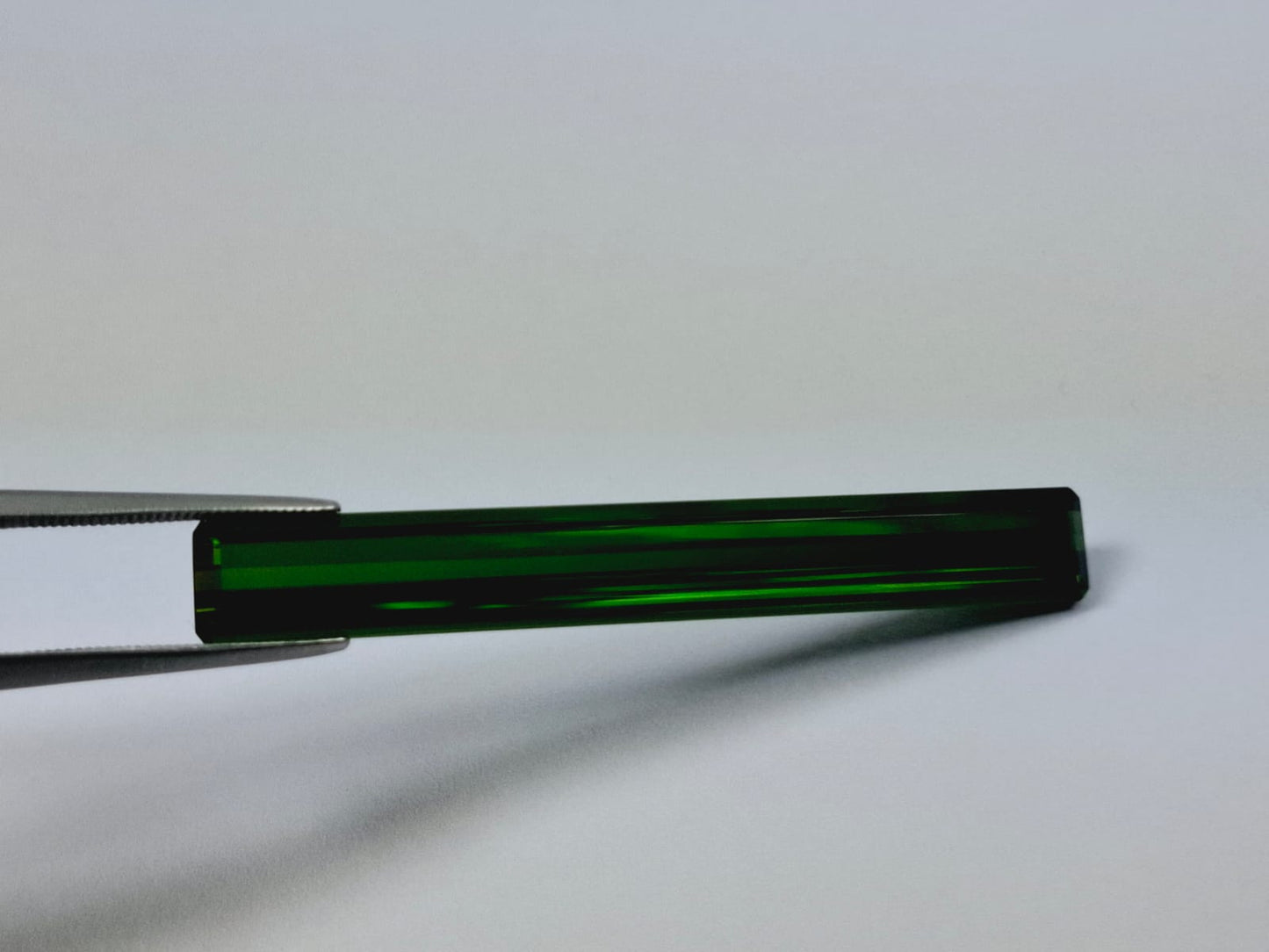 15.40ct Tourmaline 51x7mm