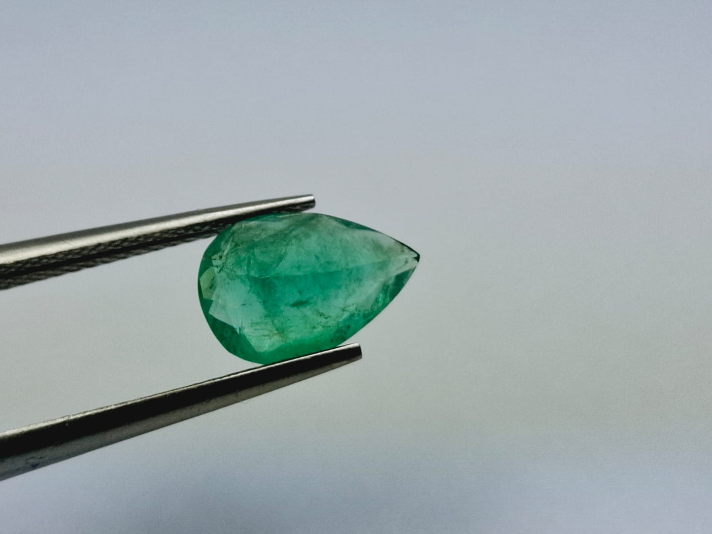 1.55ct Emerald 10x7mm