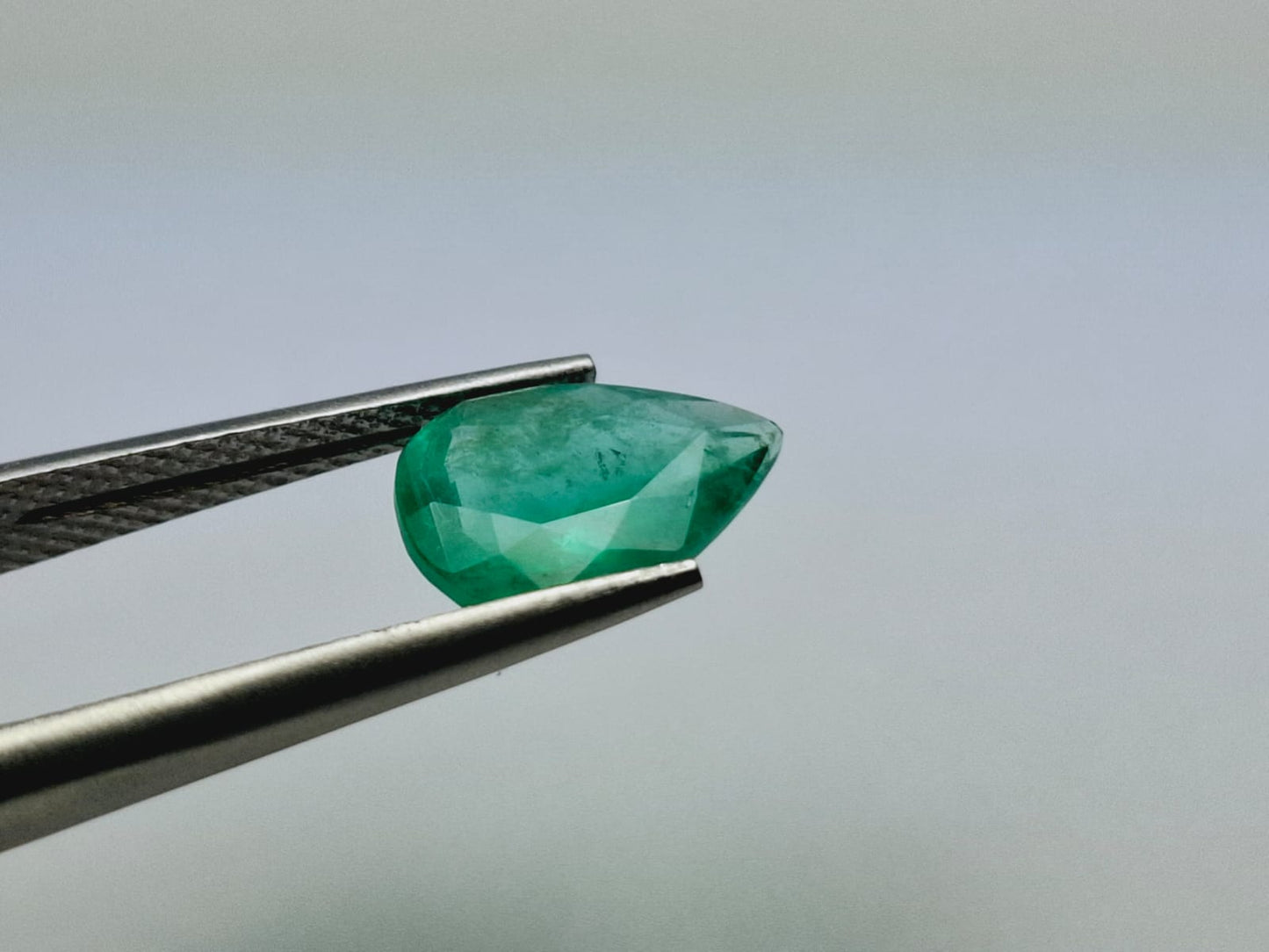 1.55ct Emerald 10x7mm