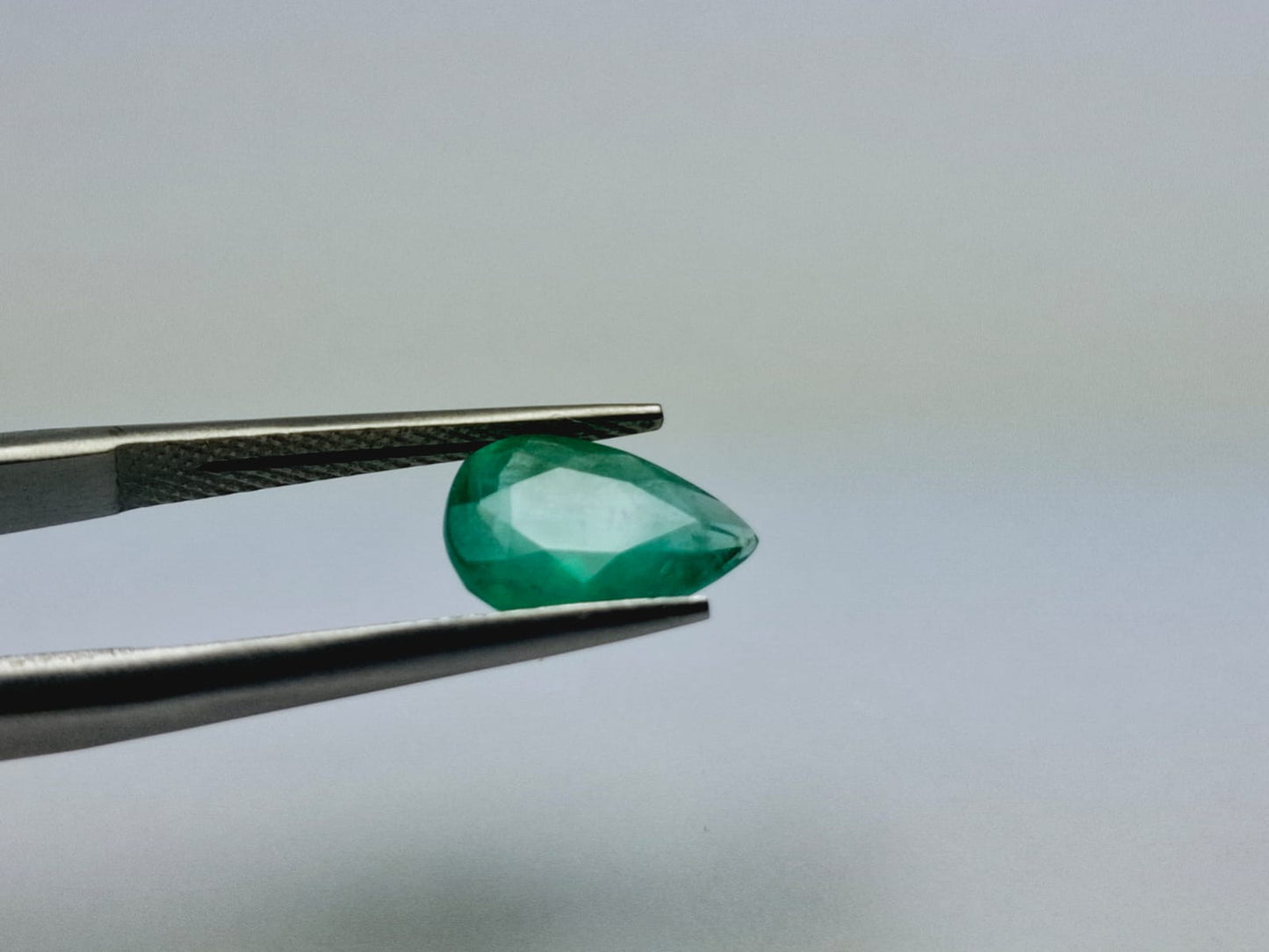 1.55ct Emerald 10x7mm