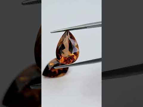 20.35ct Topaz pair 16x11mm