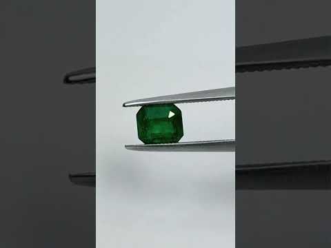 1.02ct Emerald 6x5mm