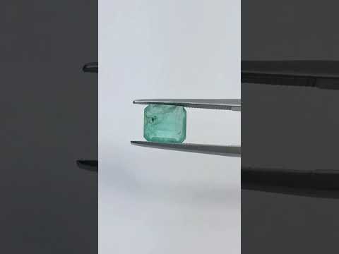1.80ct Emerald 7mm