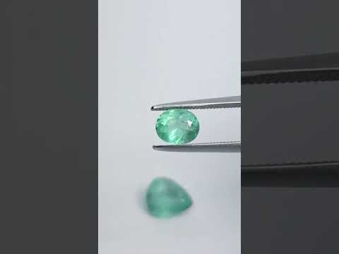 2.35ct Emerald 9x7mm 6x5mm