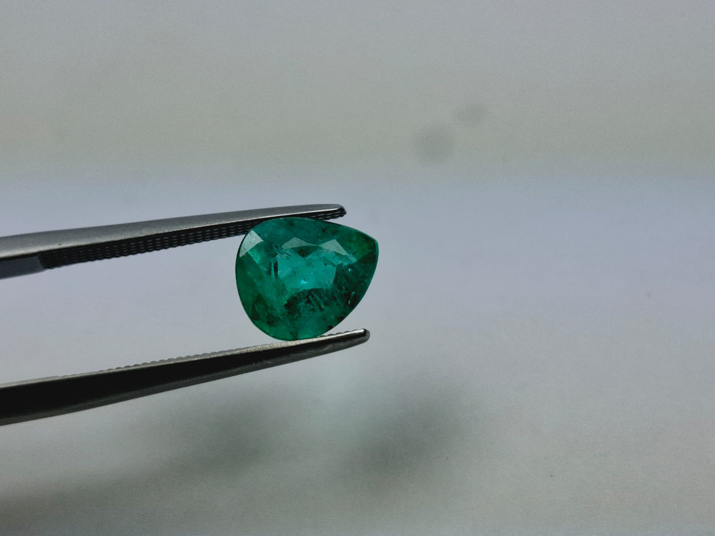 1.93ct Emerald 9x7.5mm