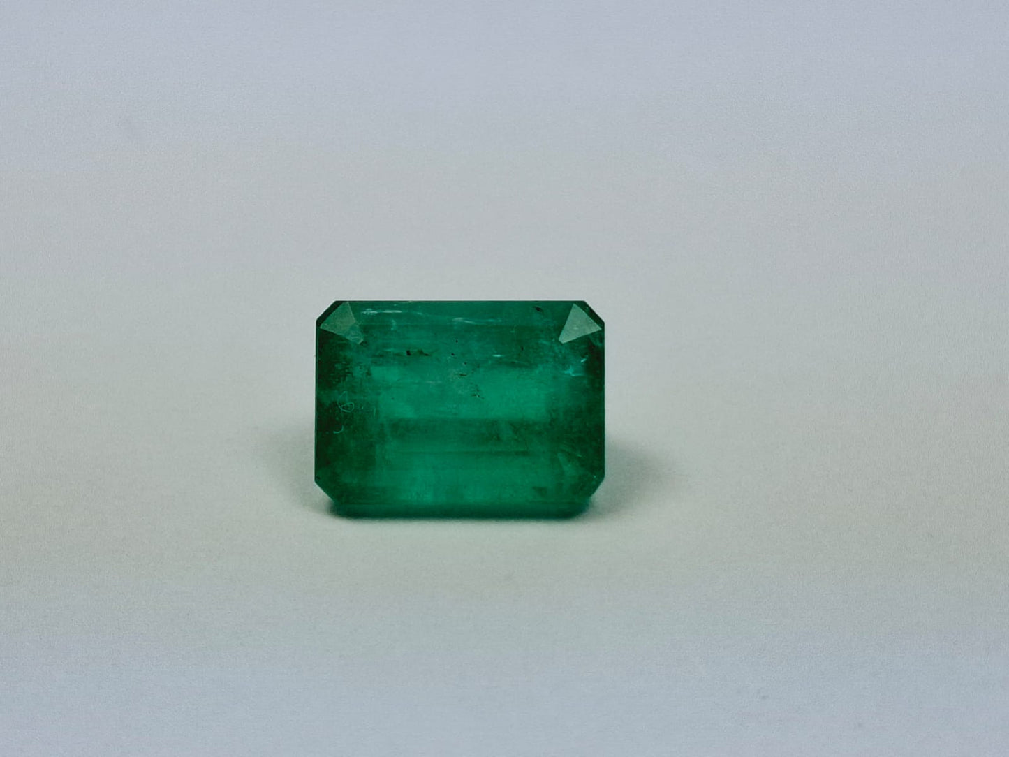 1.85ct Emerald 8x6mm
