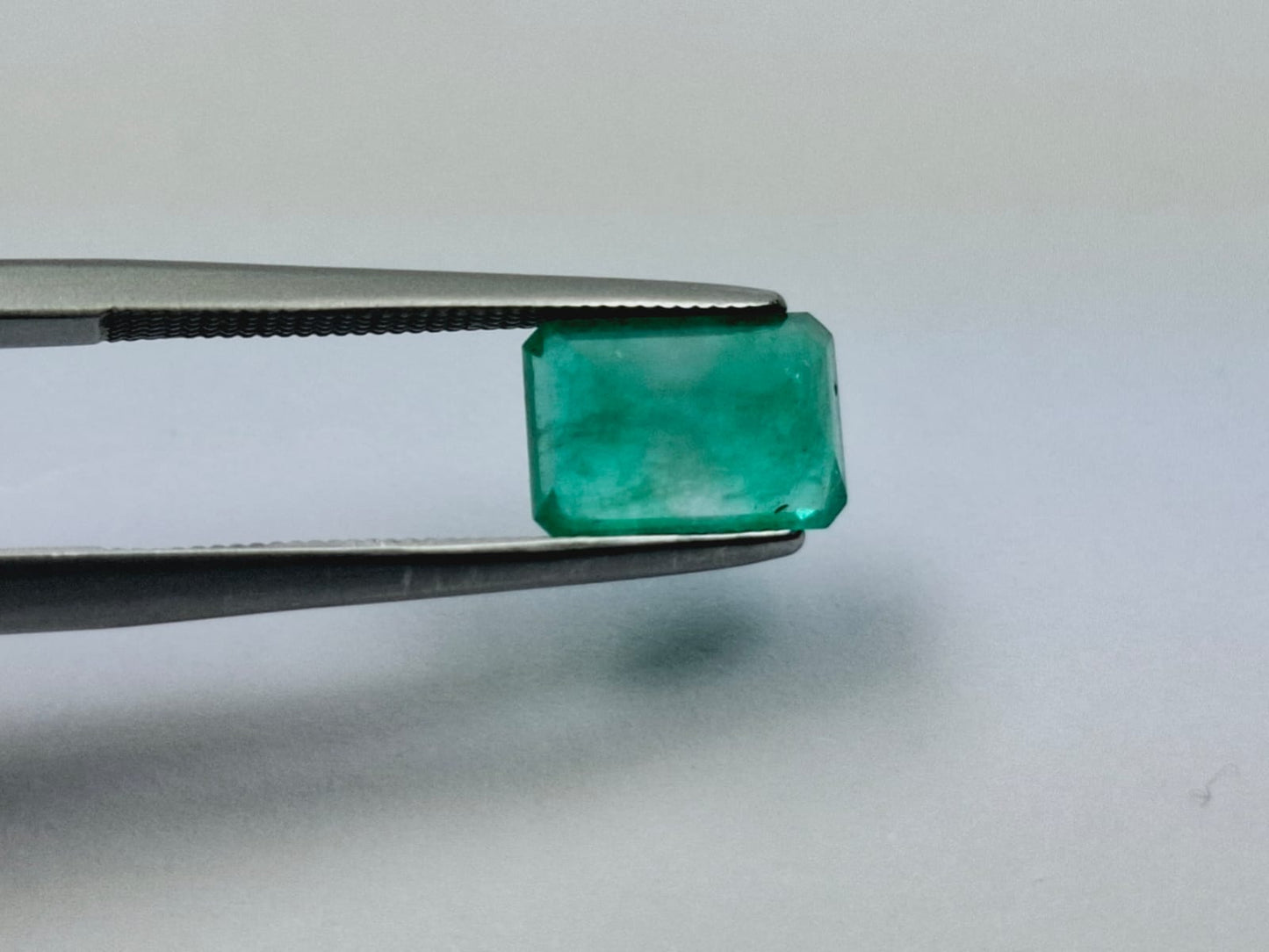 1.85ct Emerald 8x6mm