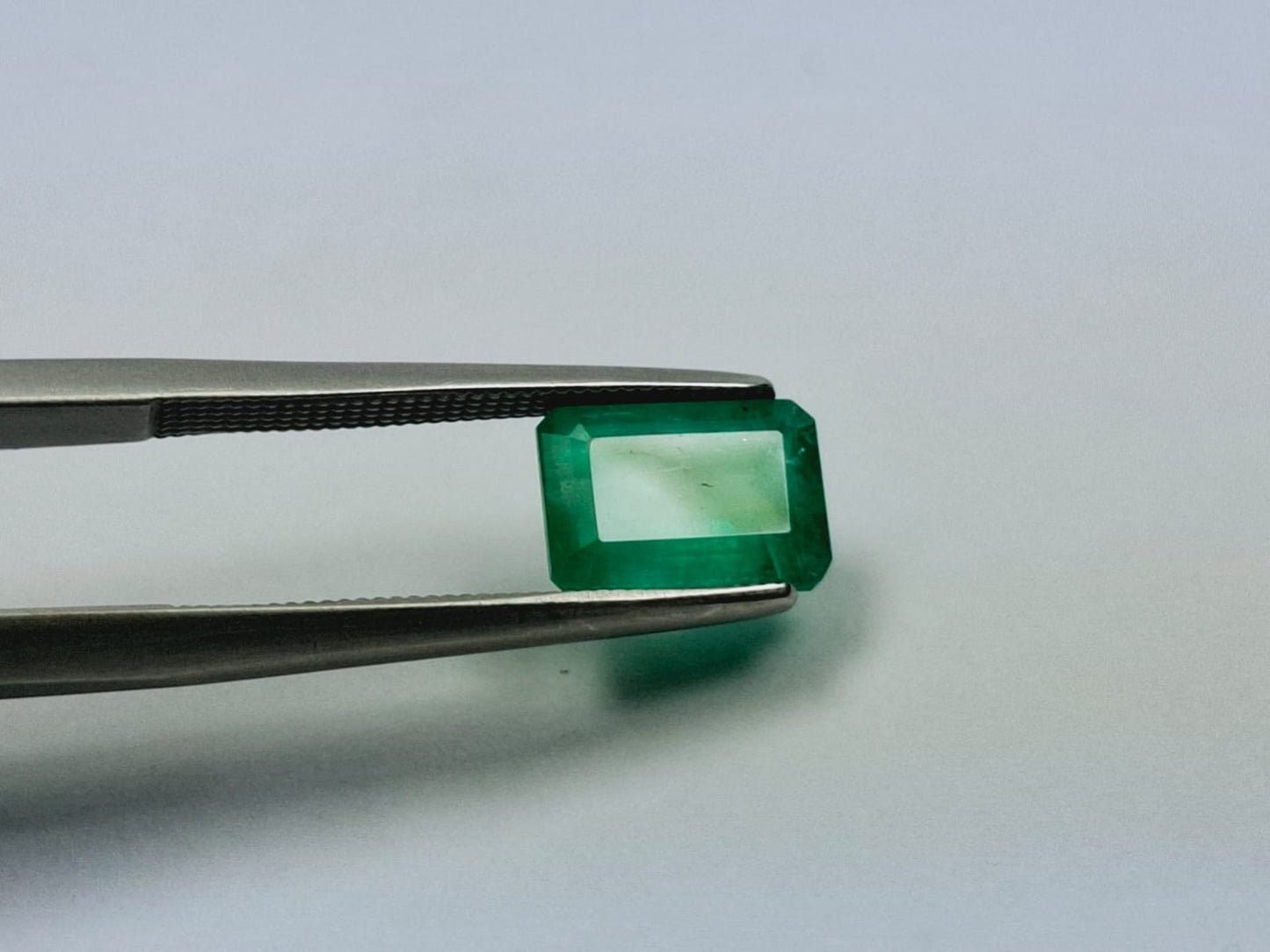 1.85ct Emerald 8x6mm