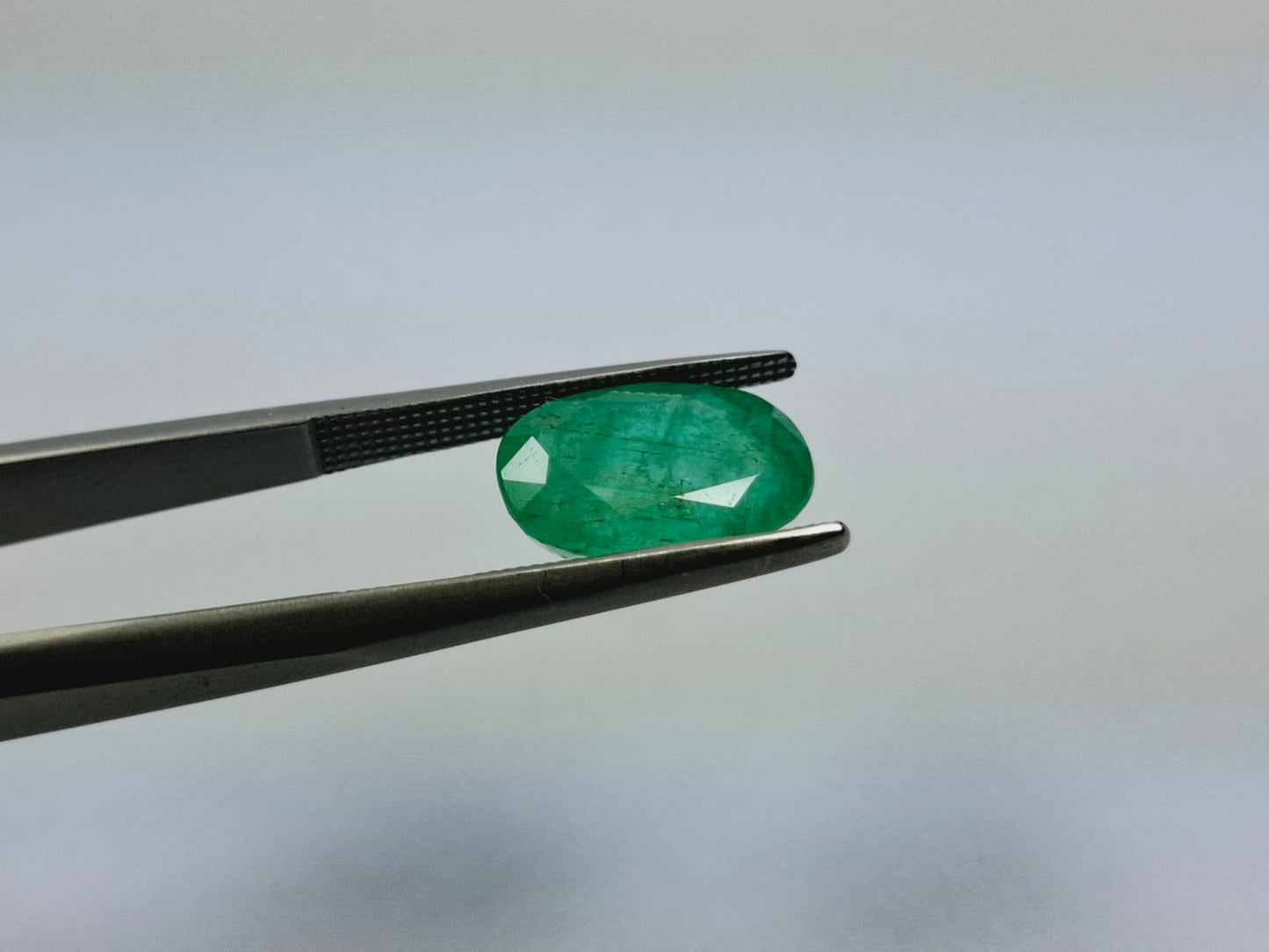 3.40ct Emerald 12x8mm