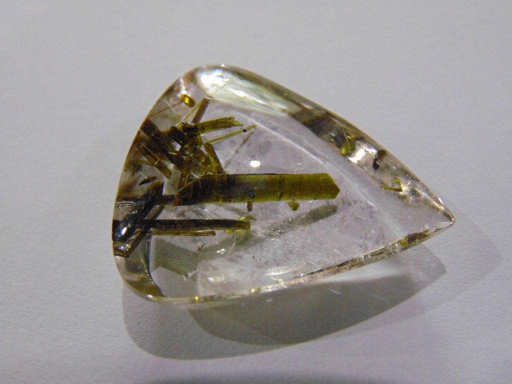 47.70ct Quartz (Epidote)