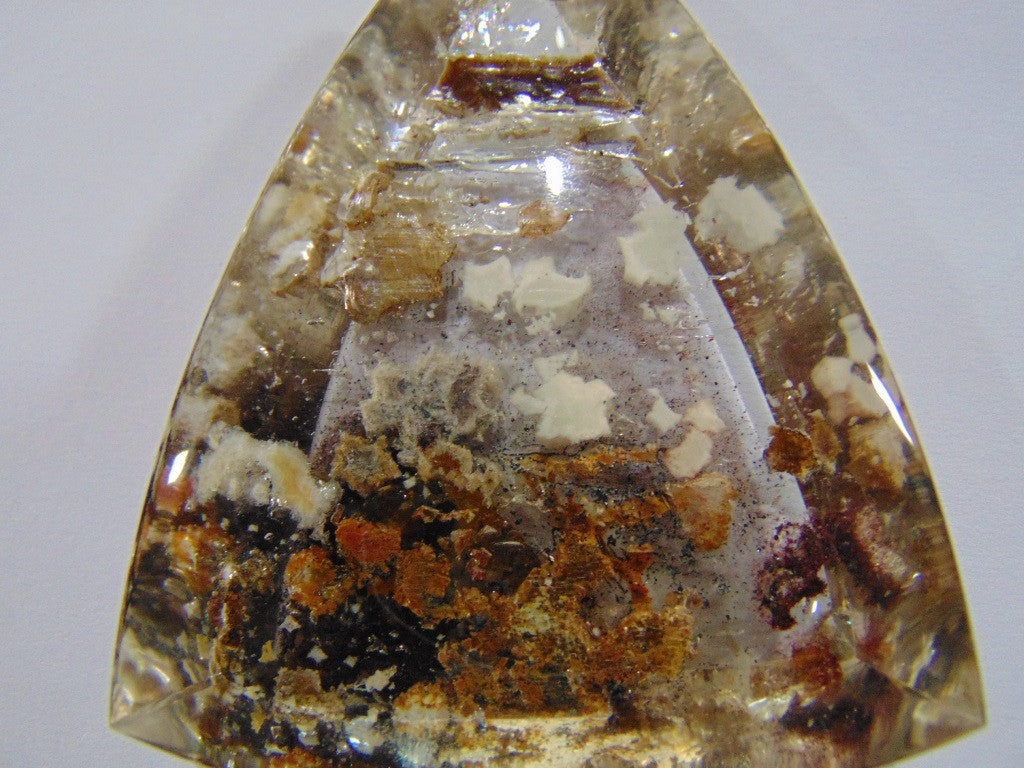 634ct Quartz Inclusion