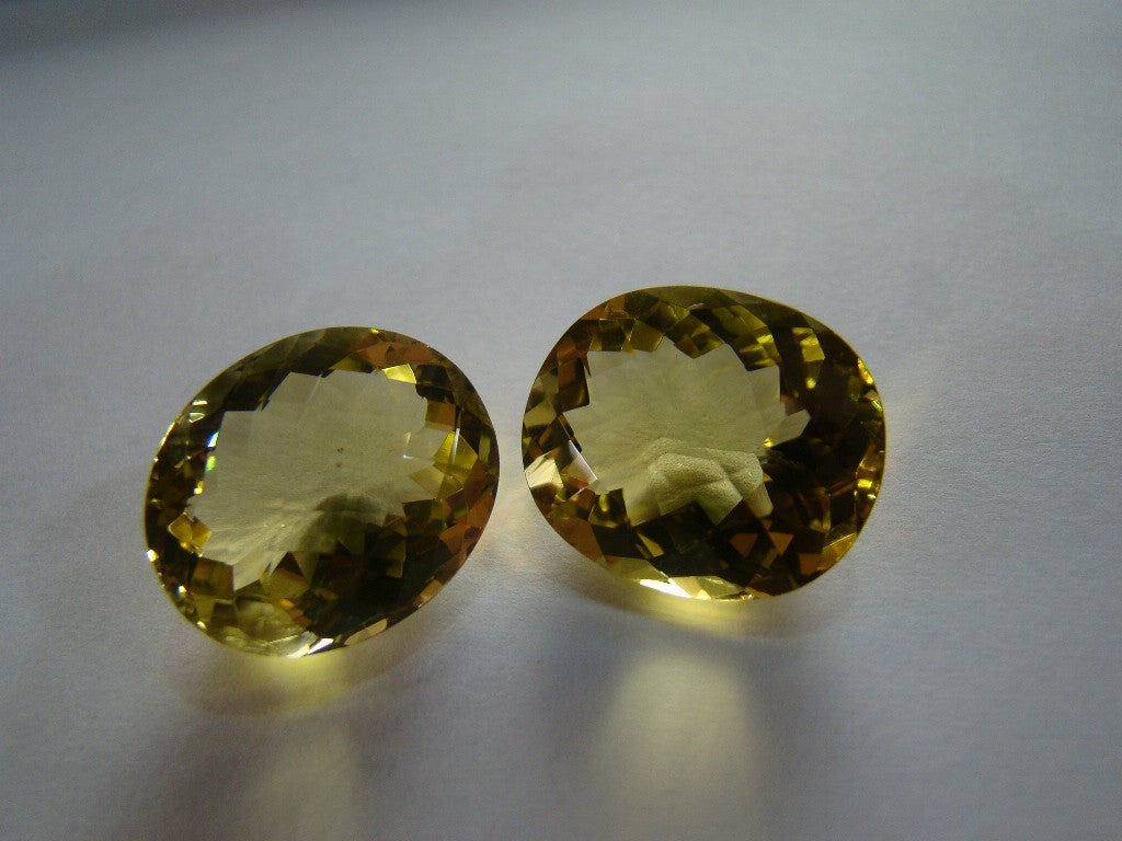 37ct Quartz (Green Gold) Pair