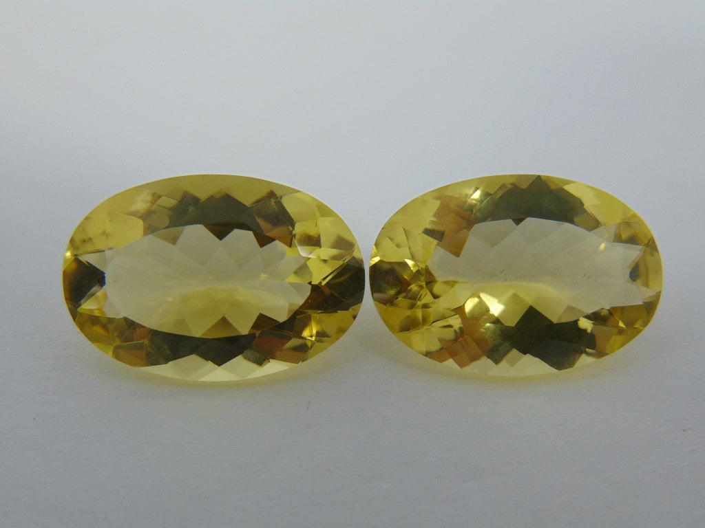 37.40cts Quartz (Green Gold)