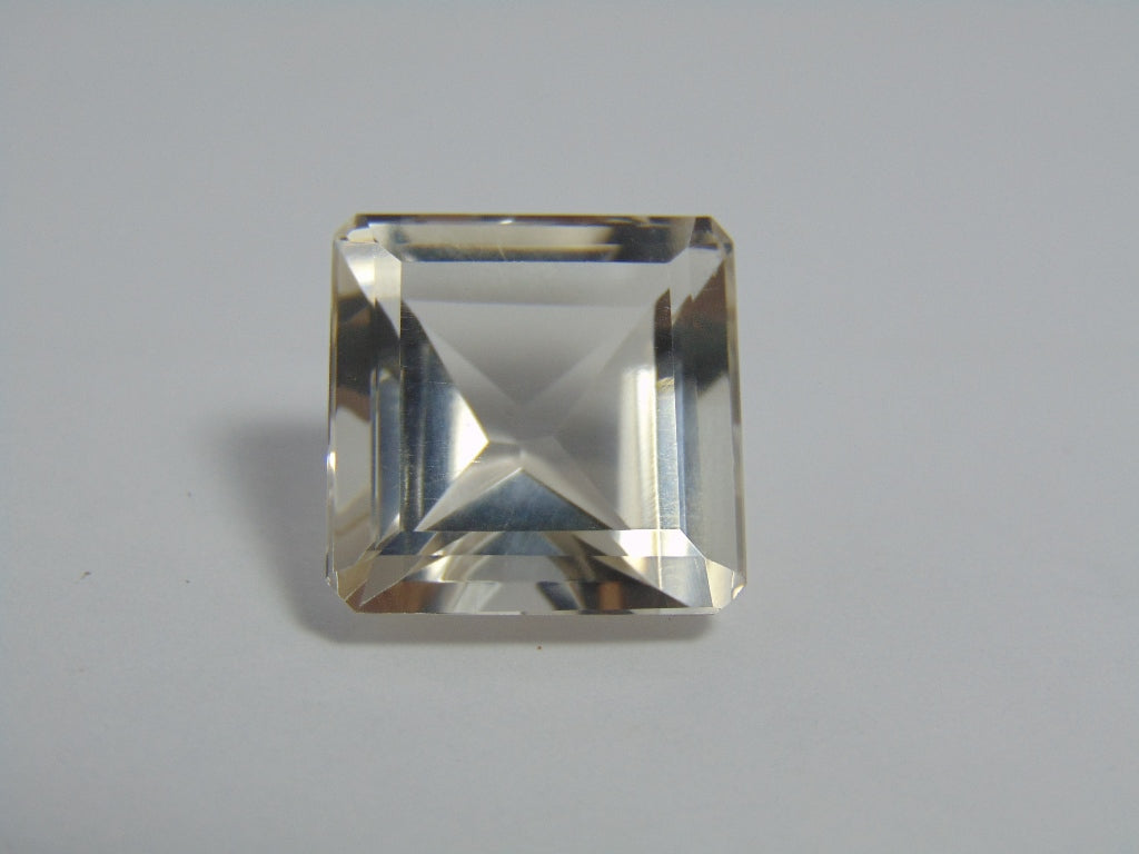 24.40cts Quartz (Crystal)