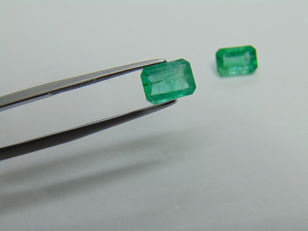 2.35ct Emerald 8x6mm 7x5mm