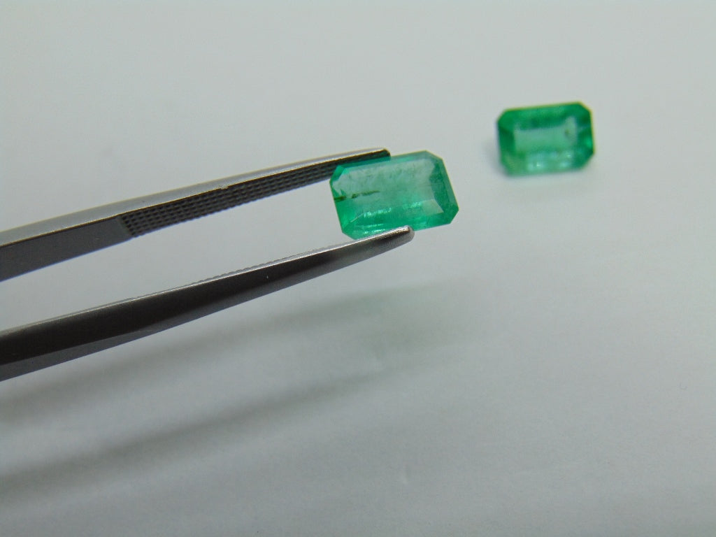 2.35ct Emerald 8x6mm 7x5mm