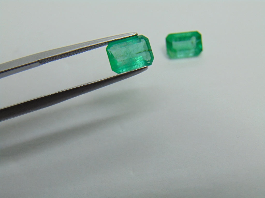 2.35ct Emerald 8x6mm 7x5mm