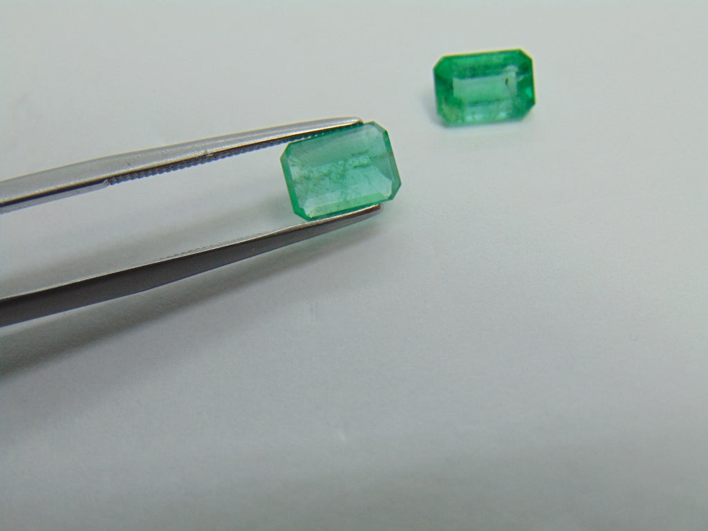 2.35ct Emerald 8x6mm 7x5mm