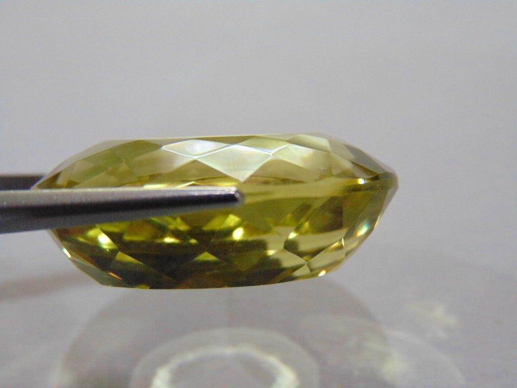 51.90ct Green Gold 28x23mm
