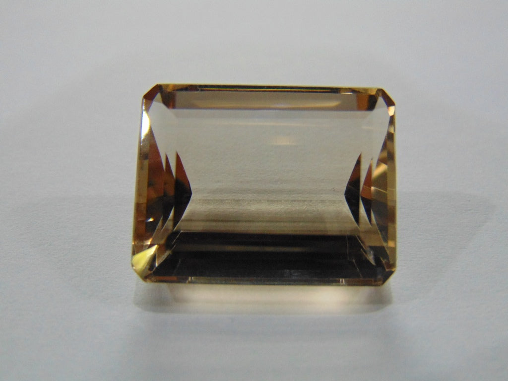 38.60ct Quartz (Smoky)