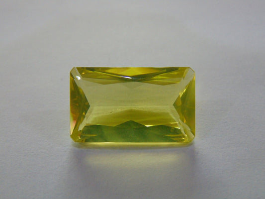 26ct Quartz (Green Gold)
