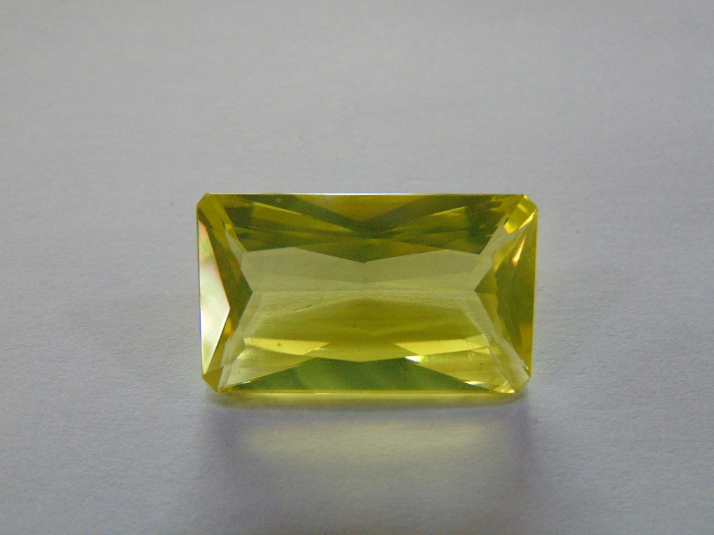 26ct Quartz (Green Gold)