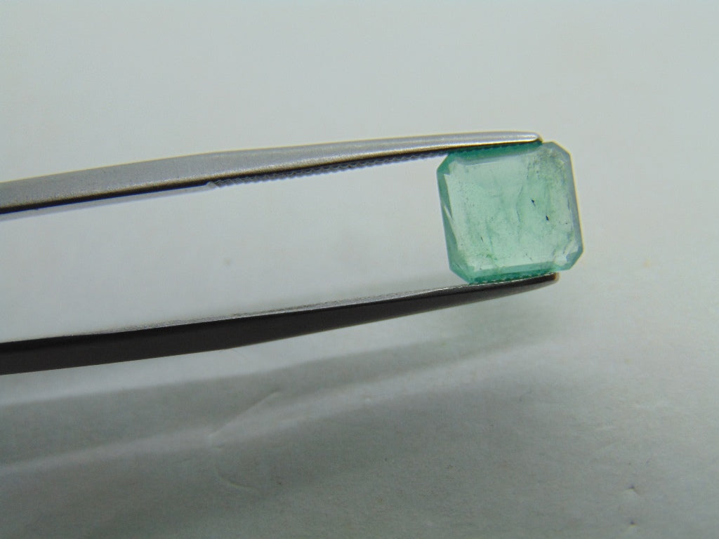 1.87ct Emerald 7mm