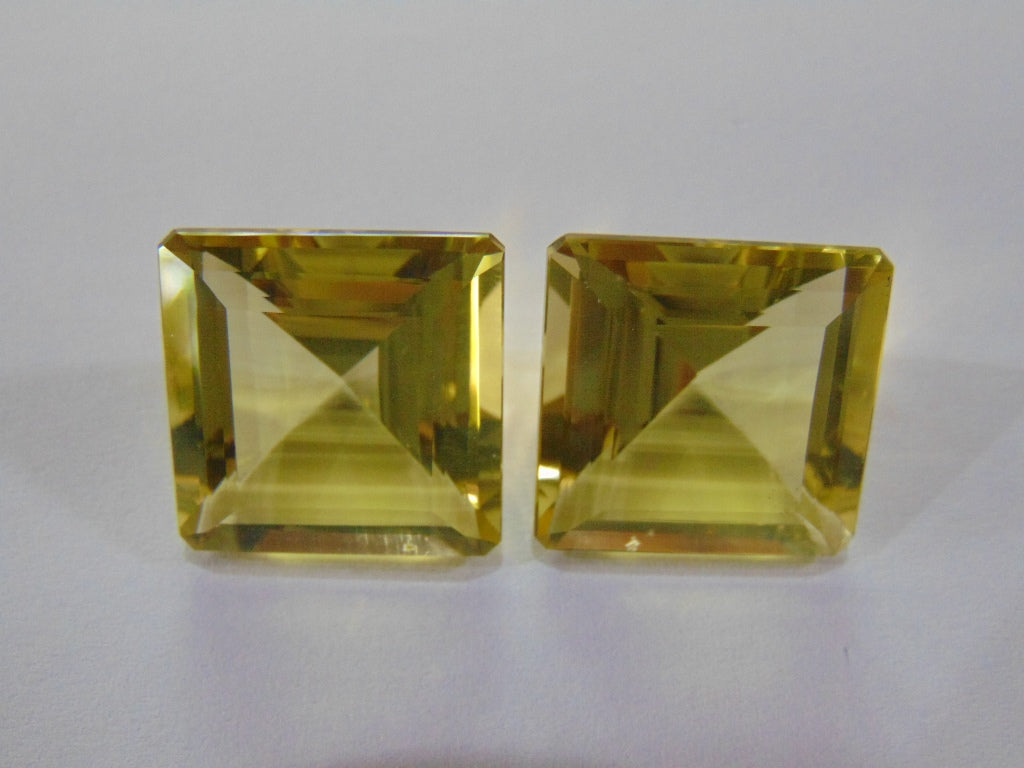 58.90ct Green Gold Pair 19mm