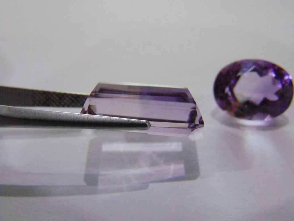 15.20ct Amethyst Bicolor 17x9mm 12x10mm