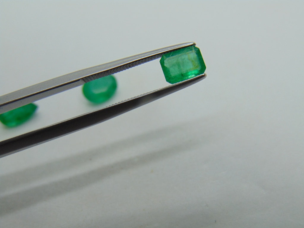 2.89ct Emerald